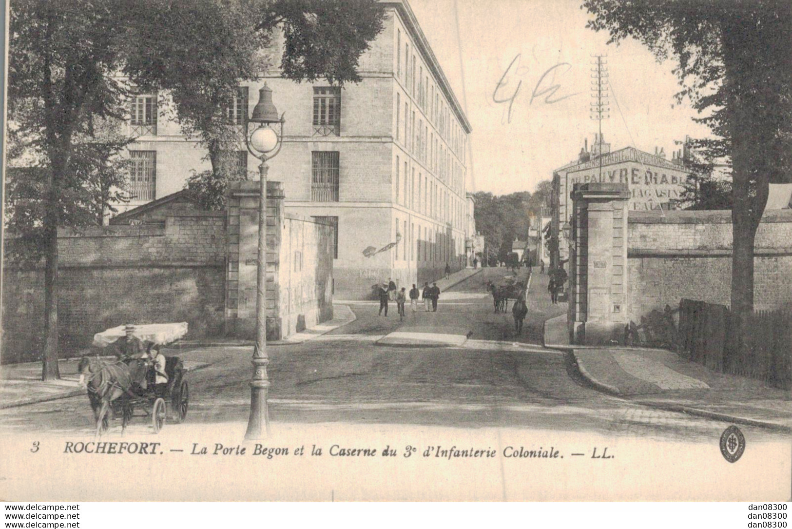 17 ROCHEFORT LA PORTE BEGON ET LA CASERNE DU 3e D'INFANTERIE COLONIALE - Barracks