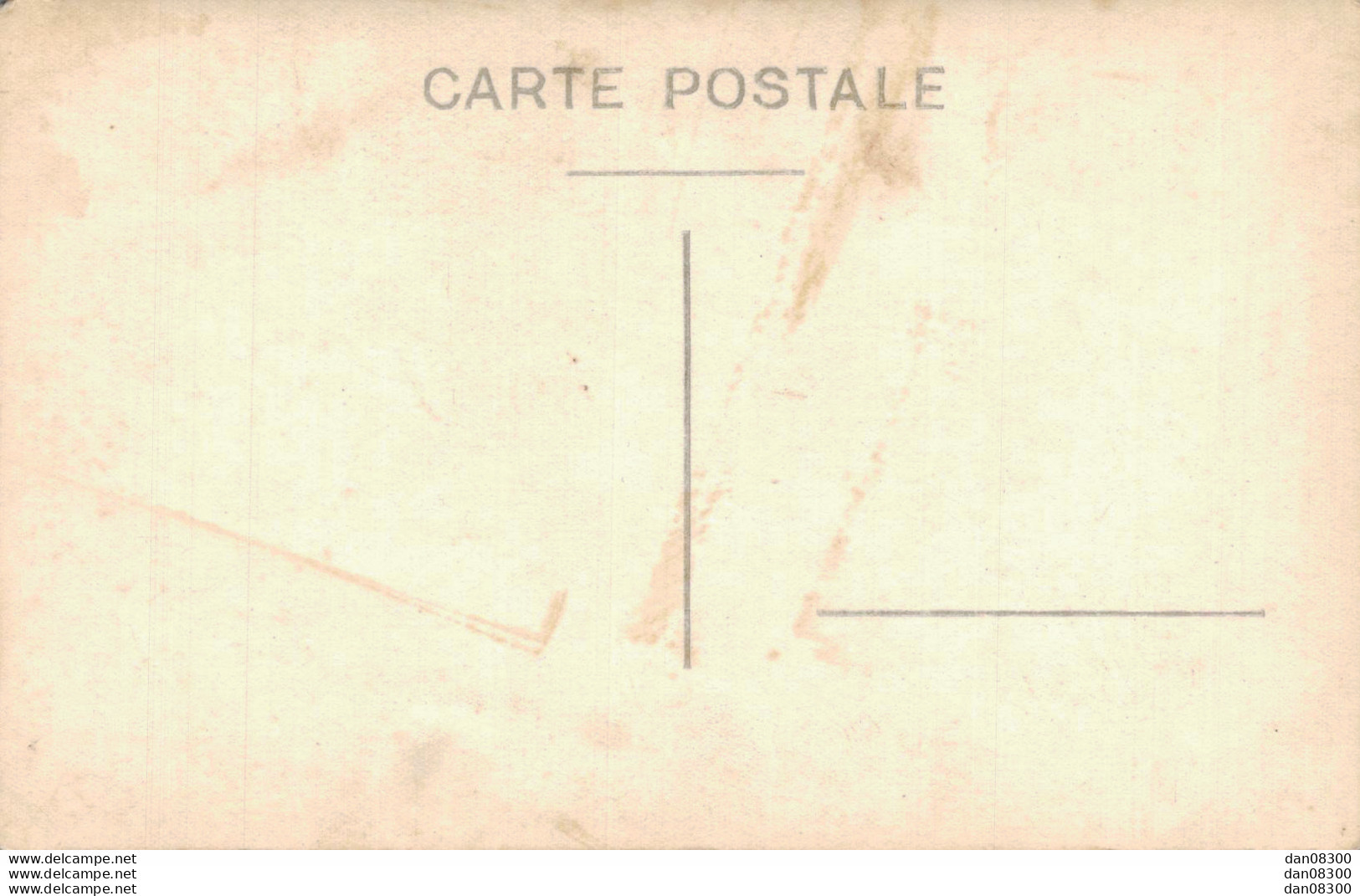 CARTE PHOTO NON IDENTIFIEE REPRESENTANT UNE FEMME AGEE AVEC UN JEUNE ENFANT - To Identify