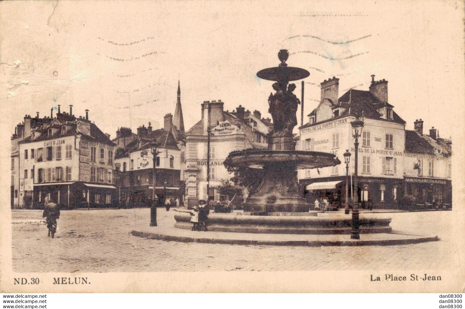 77 MELUN LA PLACE SAINT JEAN - Melun