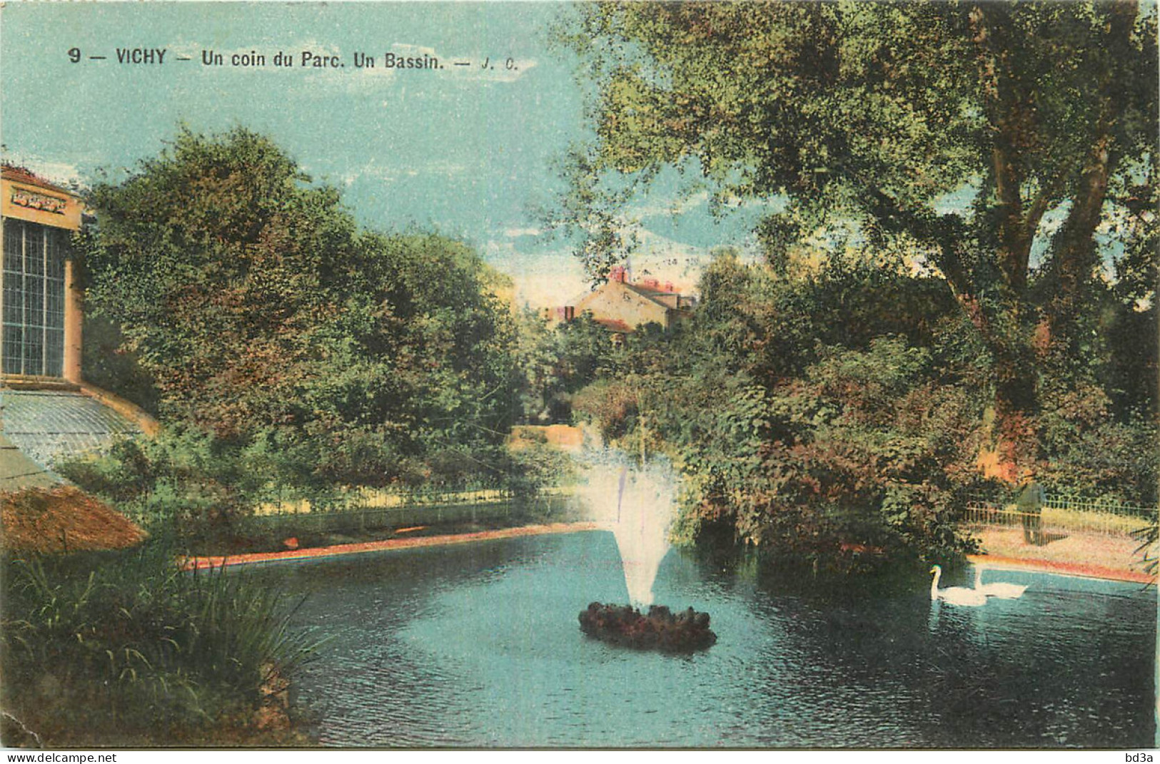 03 - VICHY  UN COIN DU PARC - Vichy