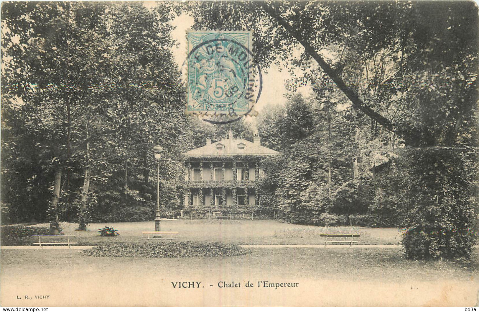 03 - VICHY  CHALET DE L'EMPEREUR - Vichy