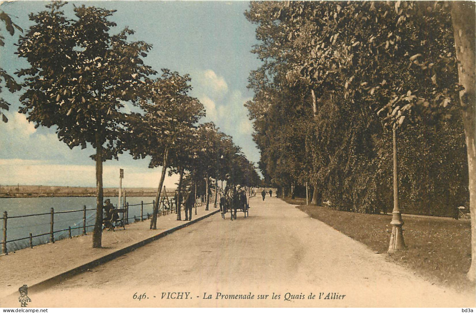 03 - VICHY  LA PROMENADE - Vichy