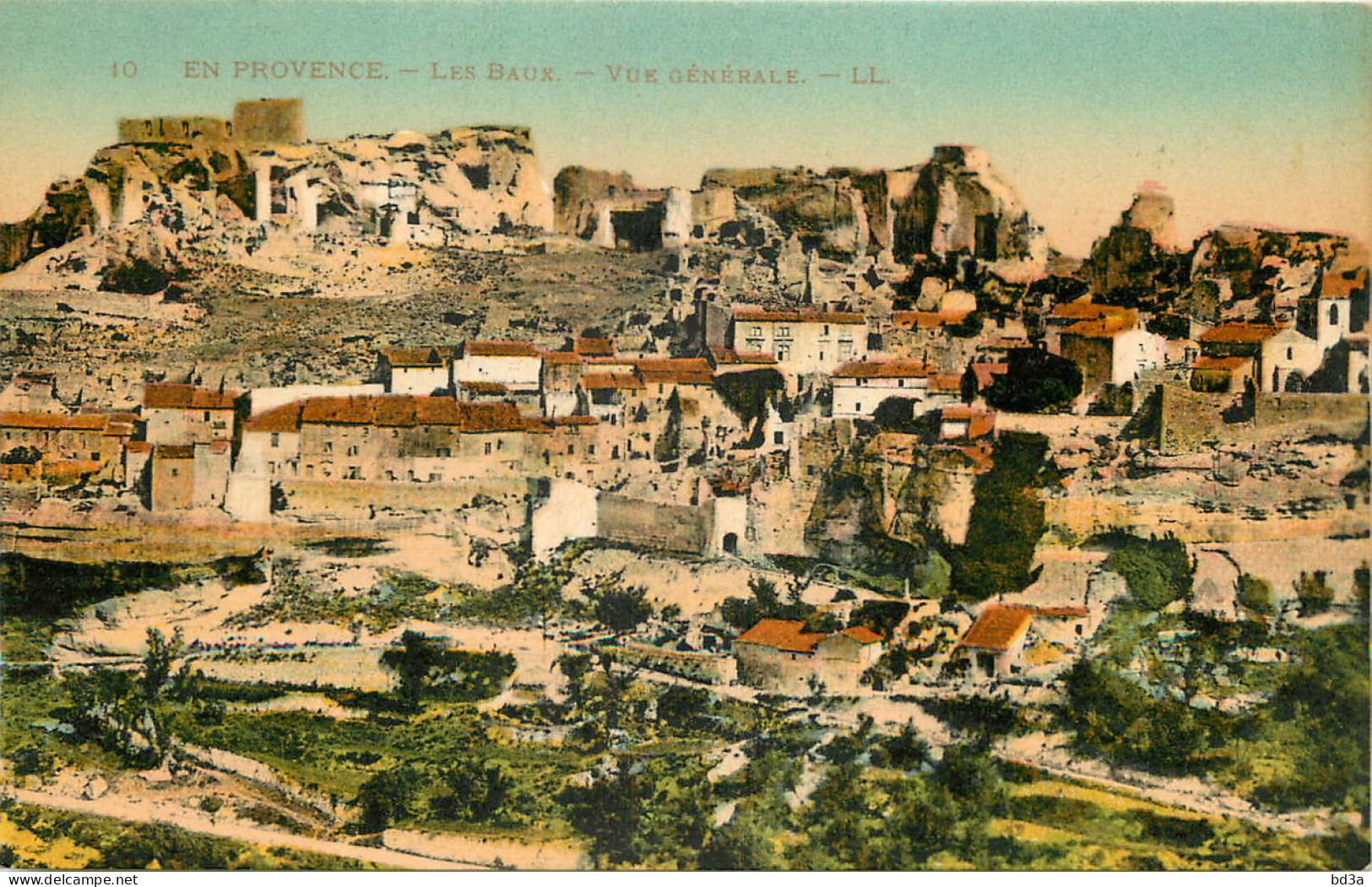 13 - LES BAUX - Les-Baux-de-Provence