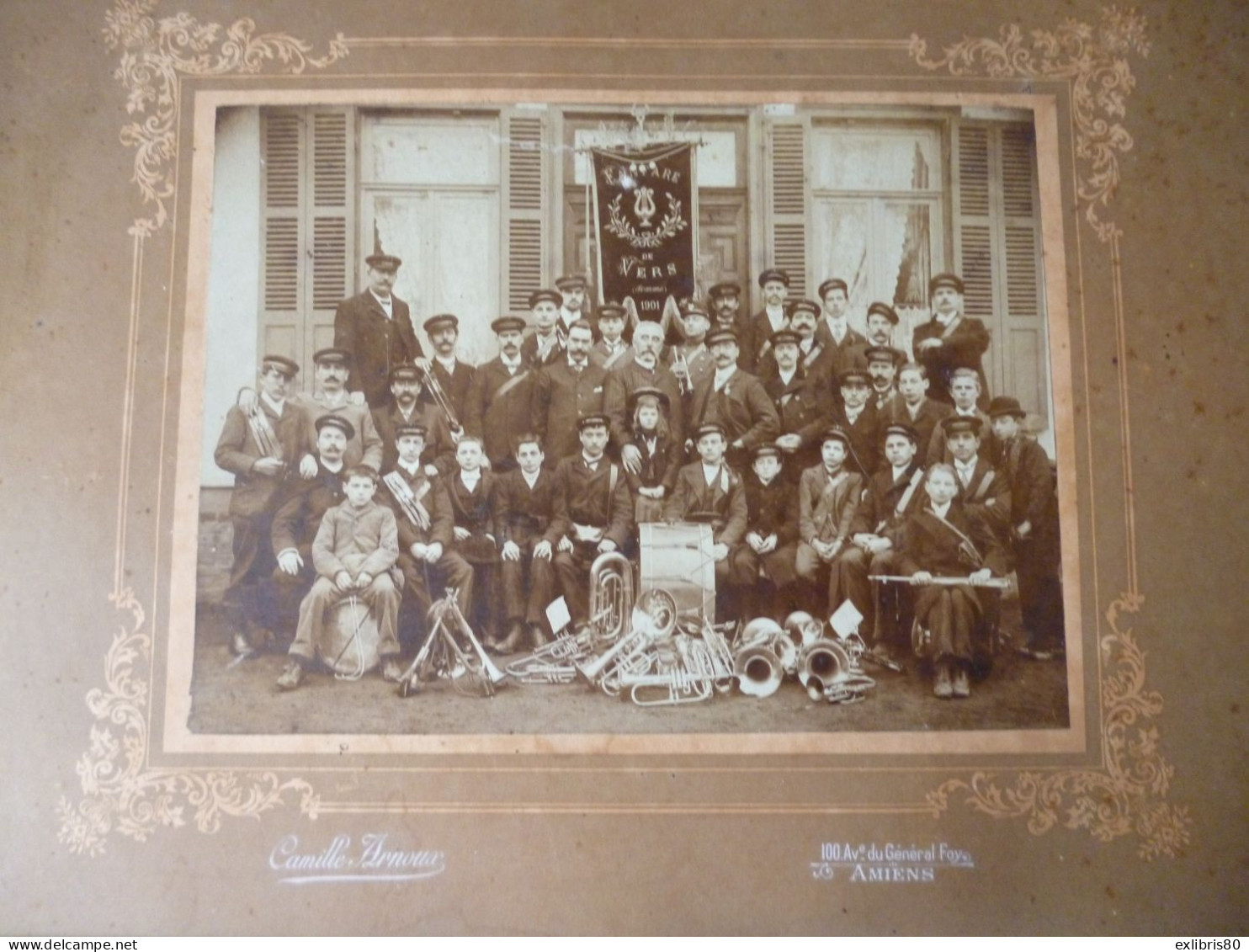 Vers Sur Selle     Fanfare  De Vers 1901   Camille Arnoux Phot     Dim  23x17 - Autres & Non Classés