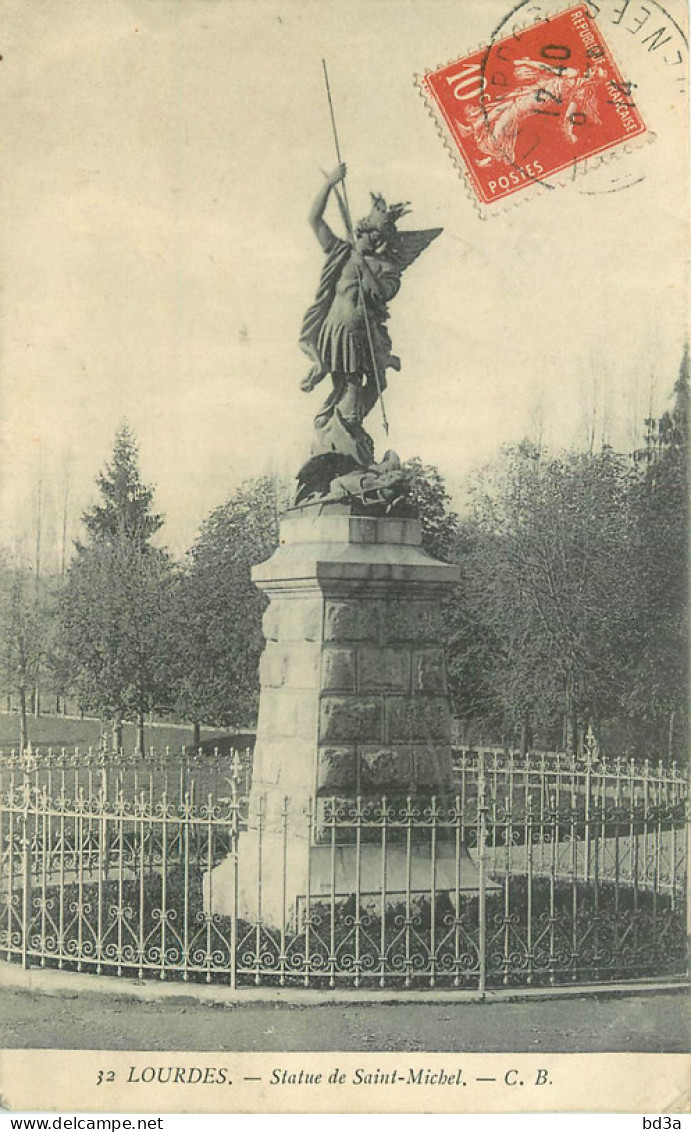 65 - LOURDES STATUE SAINT MICHEL - Lourdes