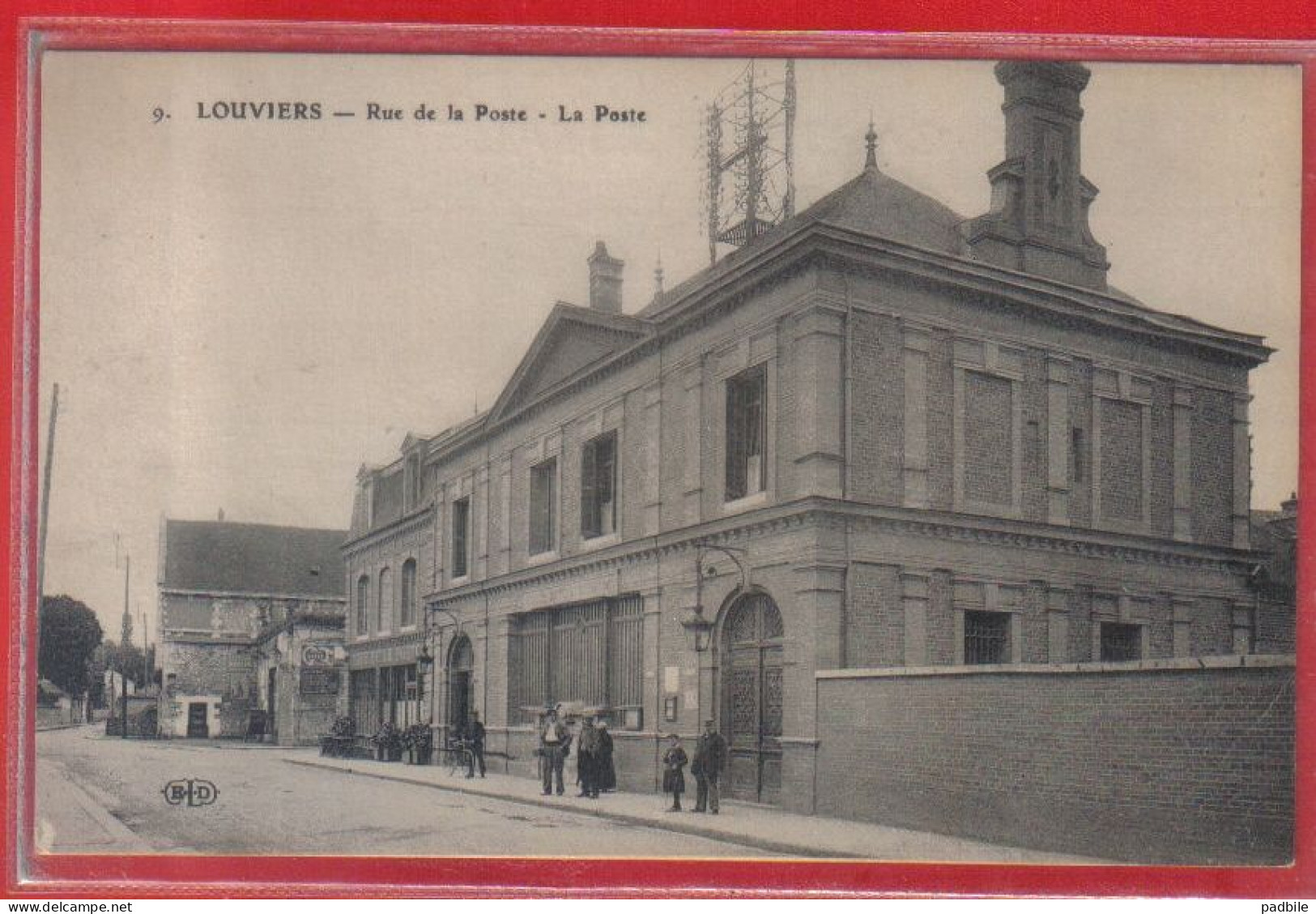 Carte Postale 27. Louviers La Poste  Très Beau Plan - Louviers