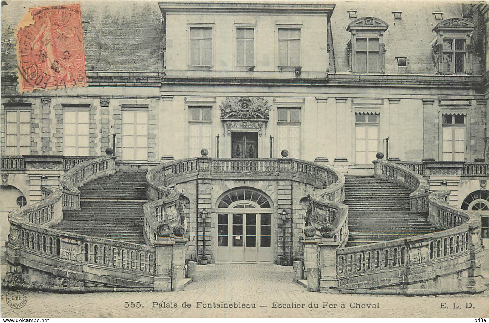 77 - PALAIS DE FONTAINEBLEAU ESCALIER FER A CHEVAL - Fontainebleau