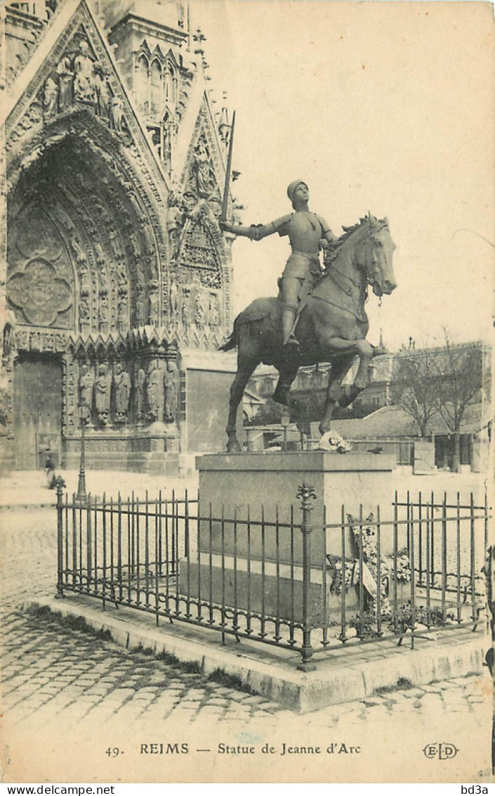 REIMS STATUE DE JEANNE D'ARC -  - Personaggi Storici