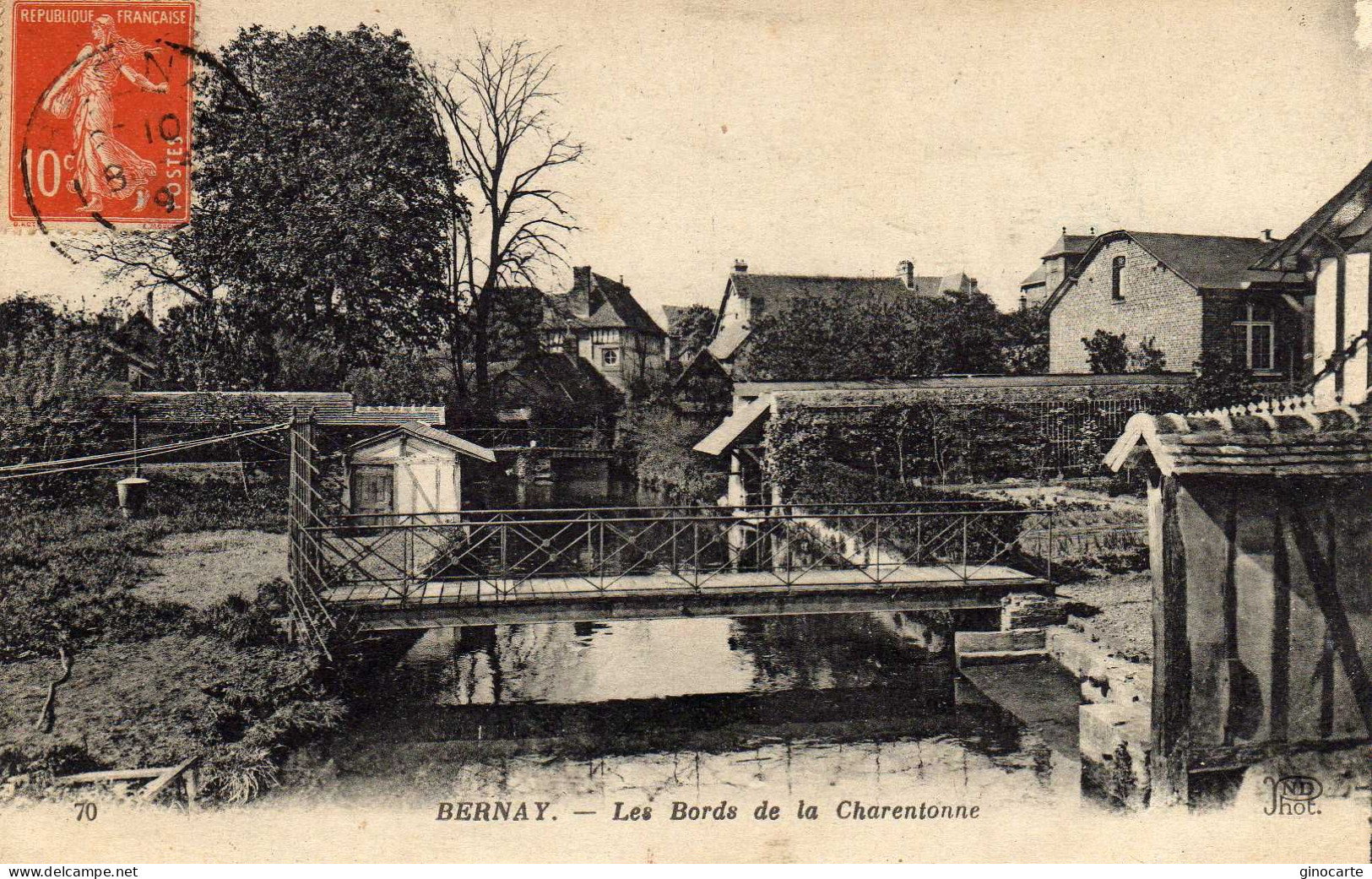 Bernay Les Bords De La Charentonne - Bernay