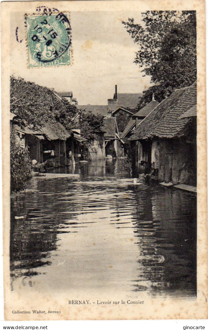 Bernay Lavoir Sur Le Cosnier - Bernay