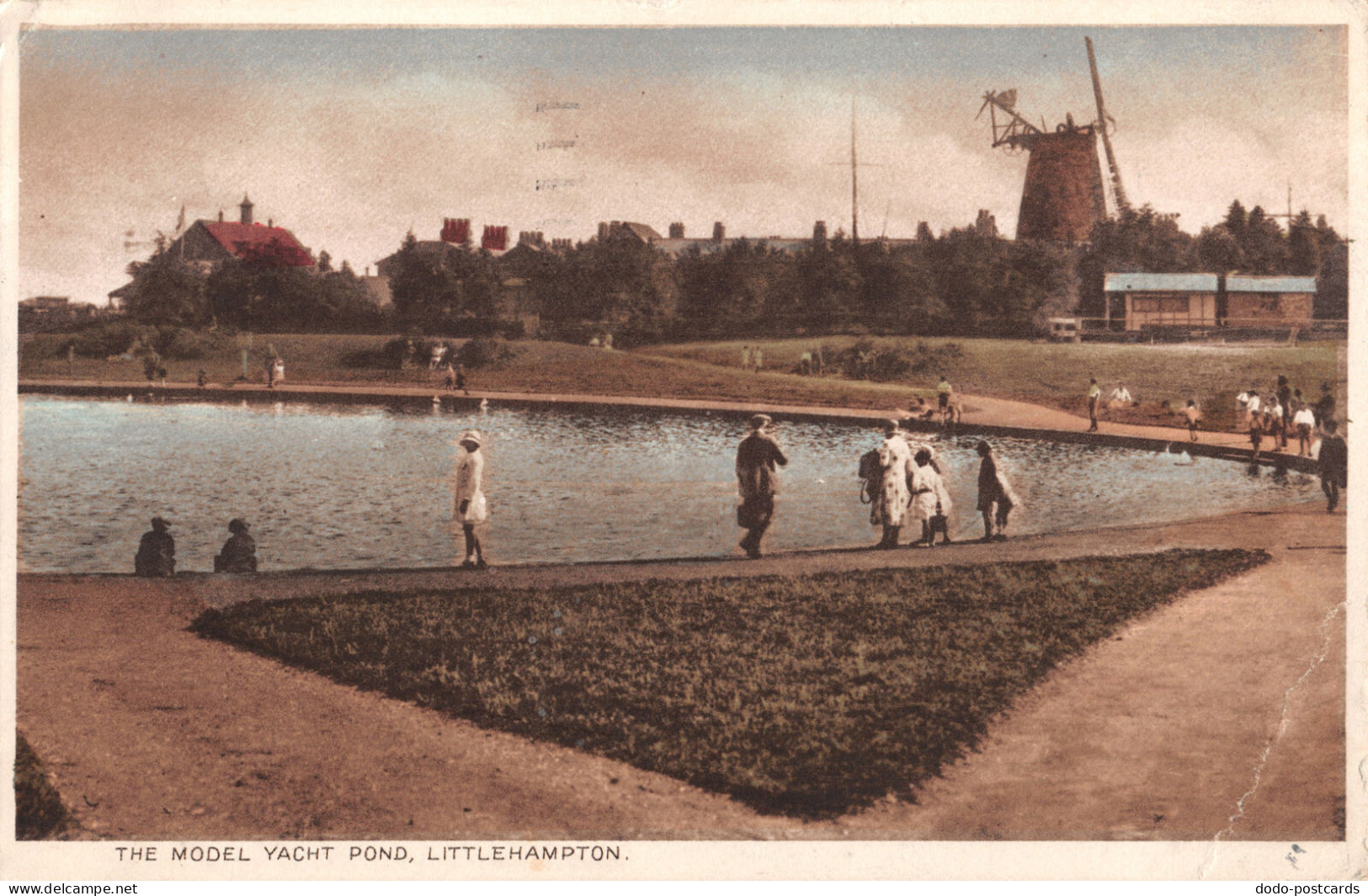 R332965 The Model Yacht Pond. Littlehampton. 1932 - Monde