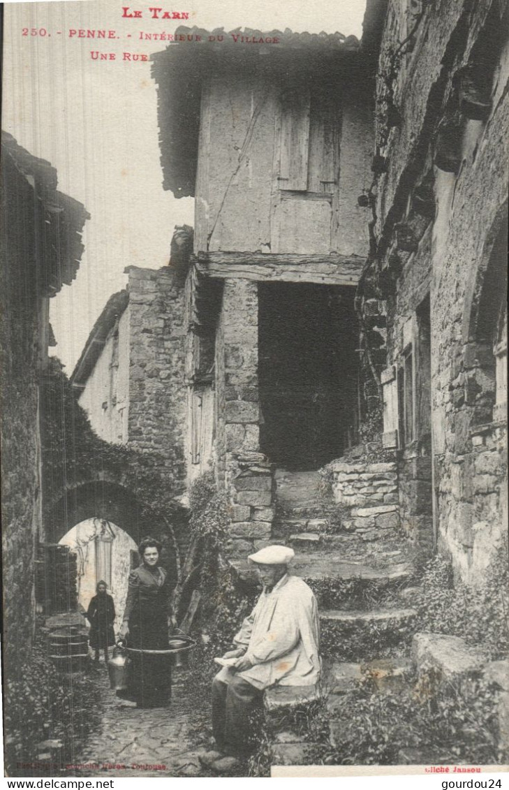 PENNE - Interieur Du Village - Une Rue - Autres & Non Classés