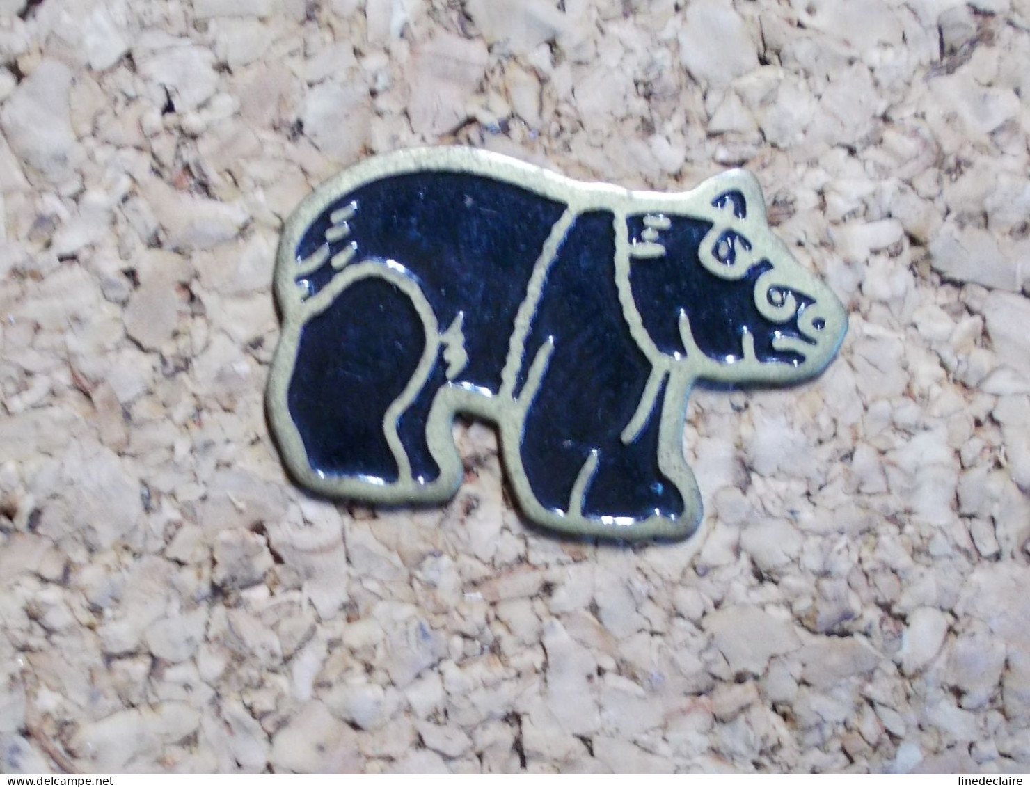 Pin's - Ours Noir - Animaux