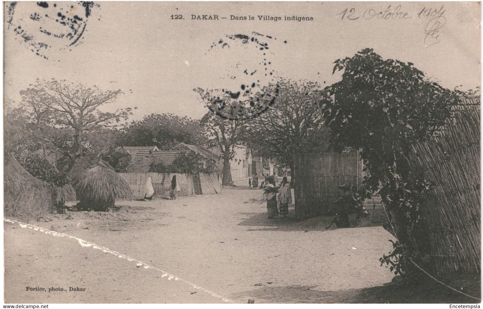 CPA Carte Postale Sénégal Dakar Dans Le Village Indigène  1904VM80736 - Senegal