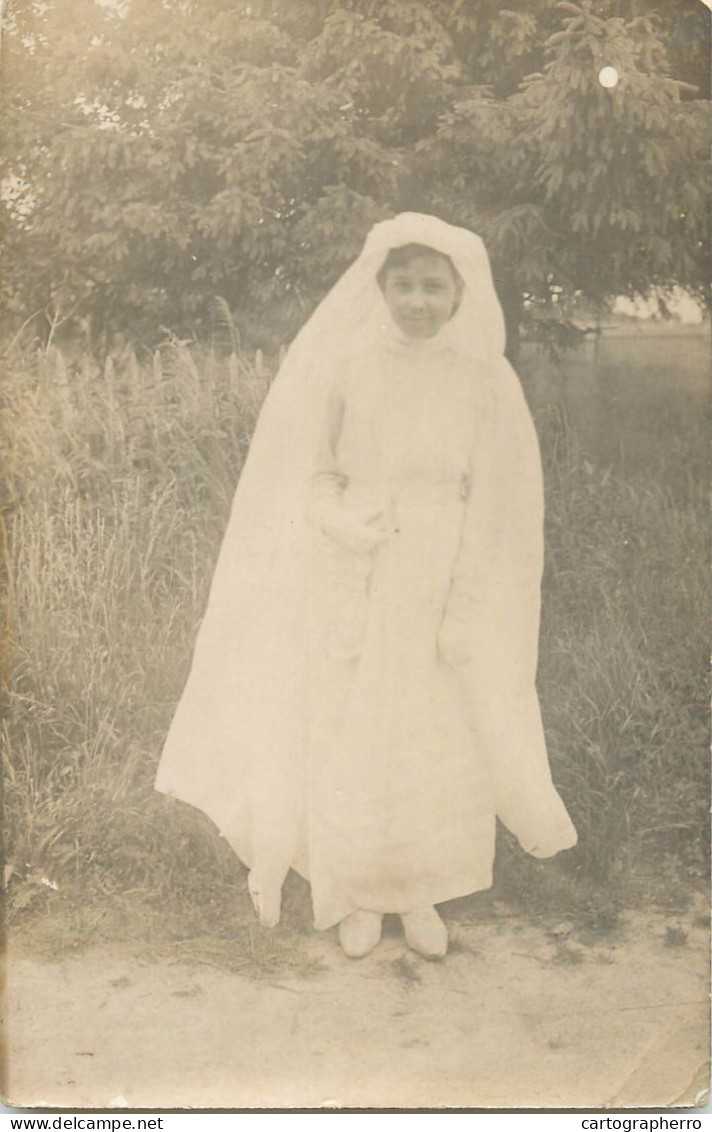 Social History Souvenir Photo Postcard France Girl Dress First Communion 1924 - Fotografie