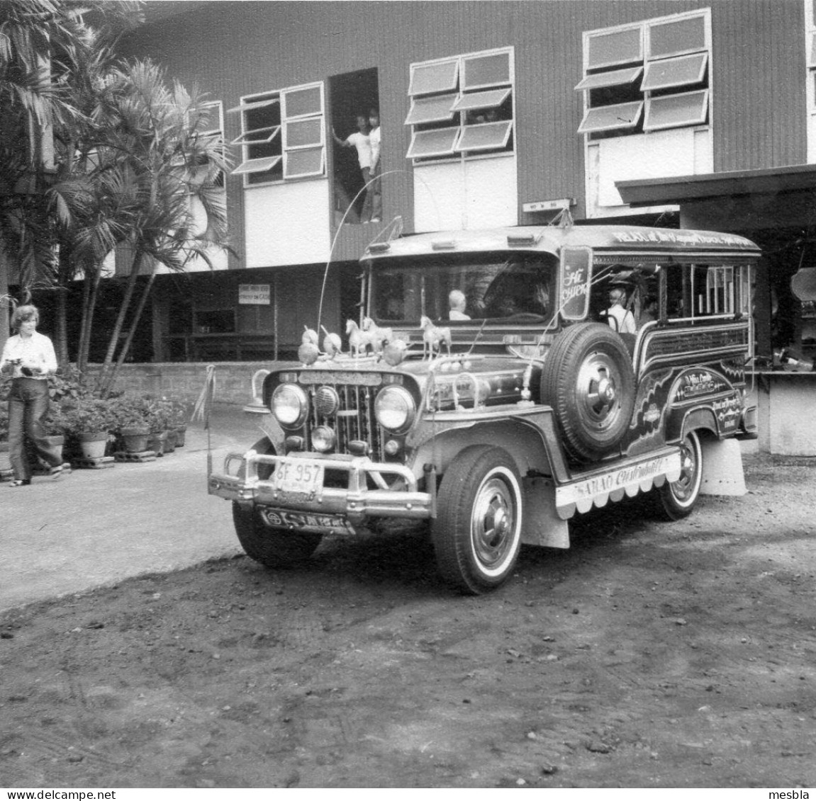 Photo -  PHILIPPINES  -  MANILLE  -  Voiture   Folklorique. - Plaatsen