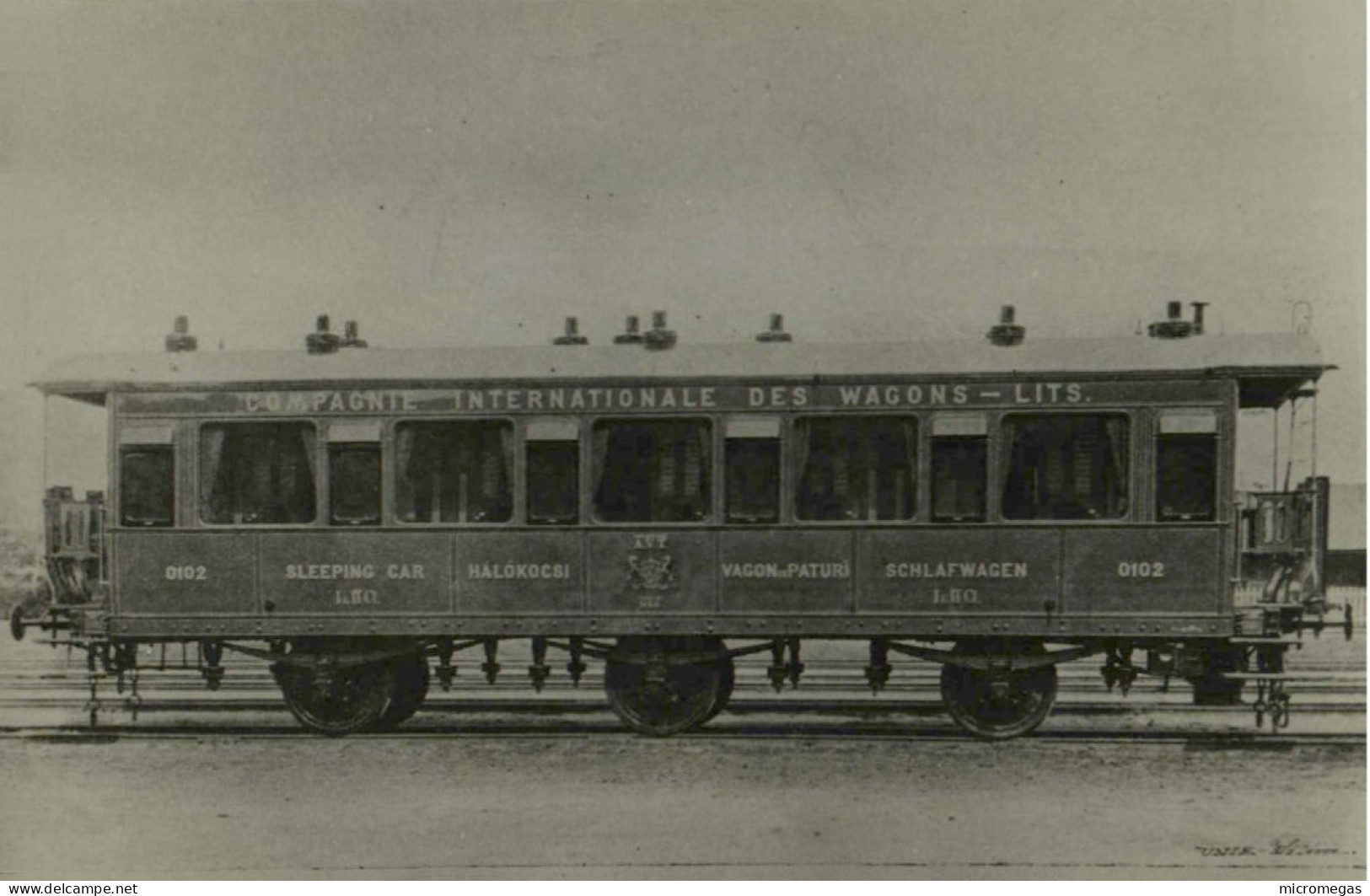 Reproduction - Voiture-lits N° 0102 Pour Les Lignes De Hongrie Et Roumanie - Treinen