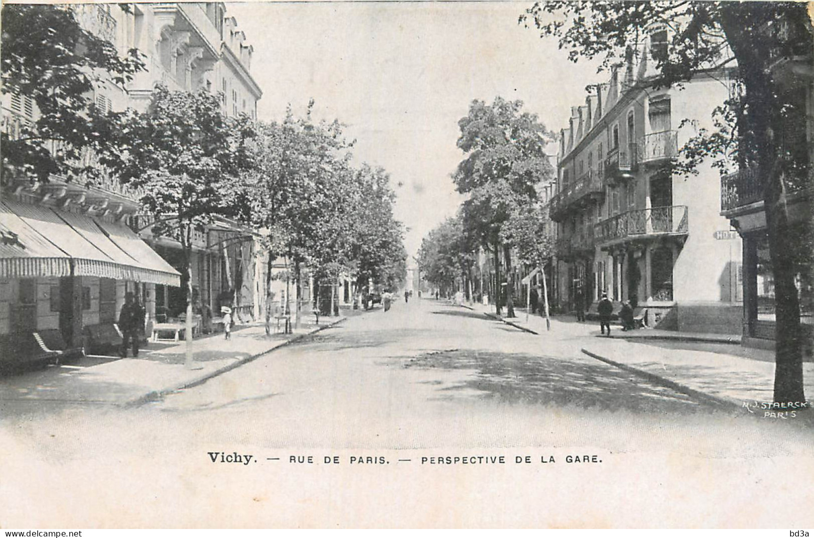 03 - VICHY RUE DE PARIS - Vichy