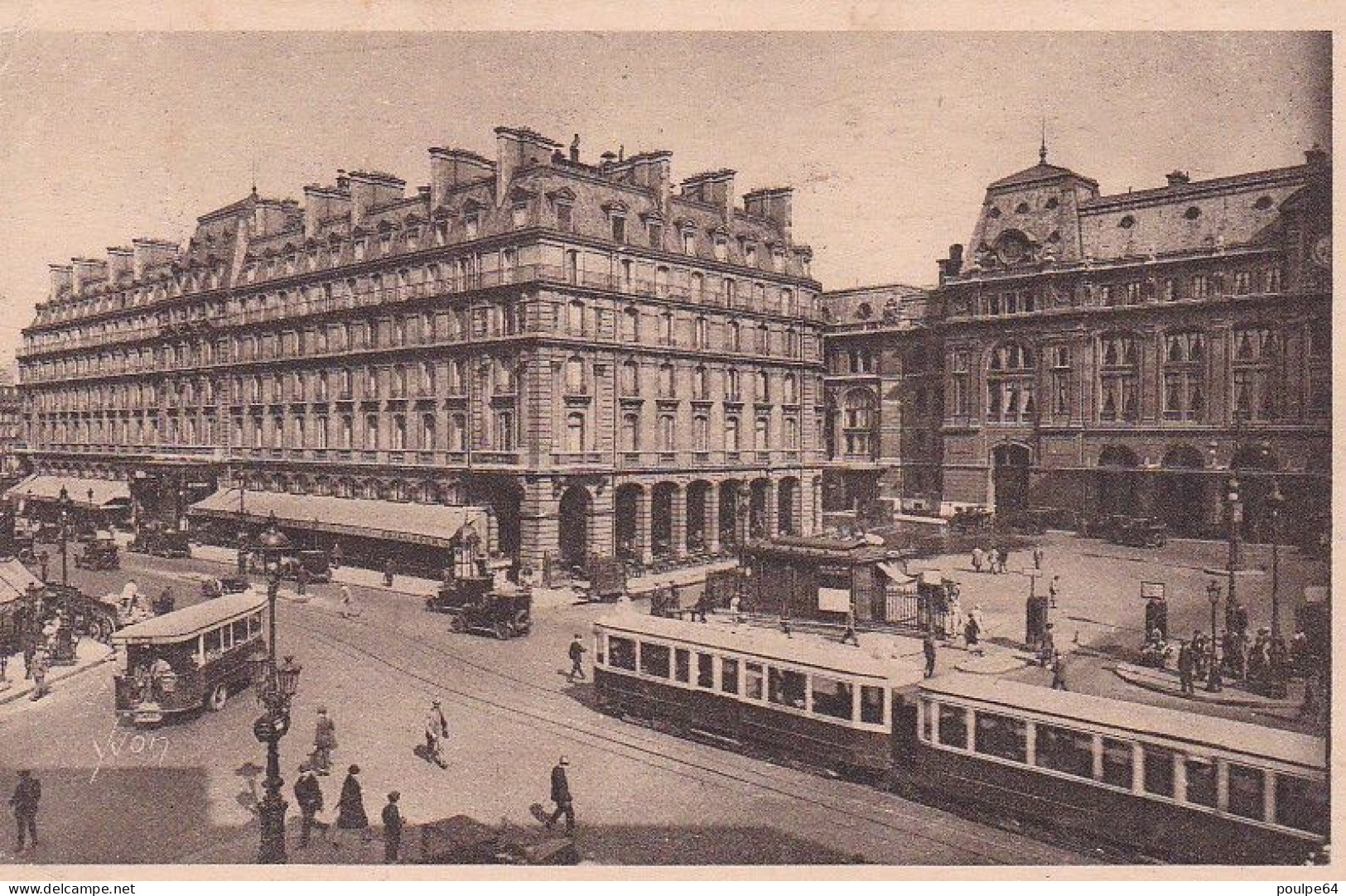 La Gare Saint-Lazare : Vue Extérieure - Stations, Underground