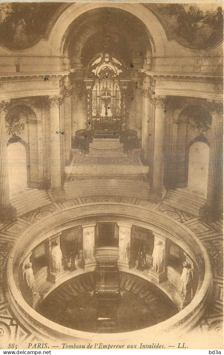 75 - PARIS - TOMBEAU DE L'EMPEREUR AUX INVALIDES - Altri Monumenti, Edifici