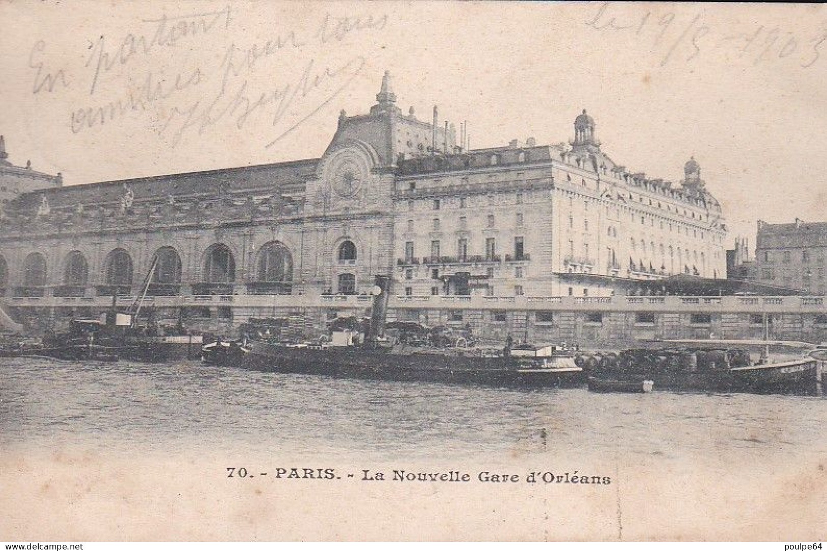 La Gare D' Orsay : Vue Extérieure - Metro, Stations