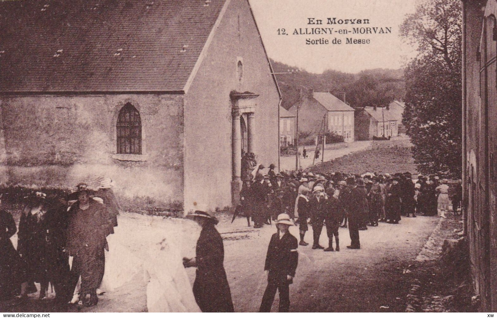 ALLIGNY-EN MORVAN -58- En Morvan - Sortie De Messe - Animation - 12-05-24 - Autres & Non Classés