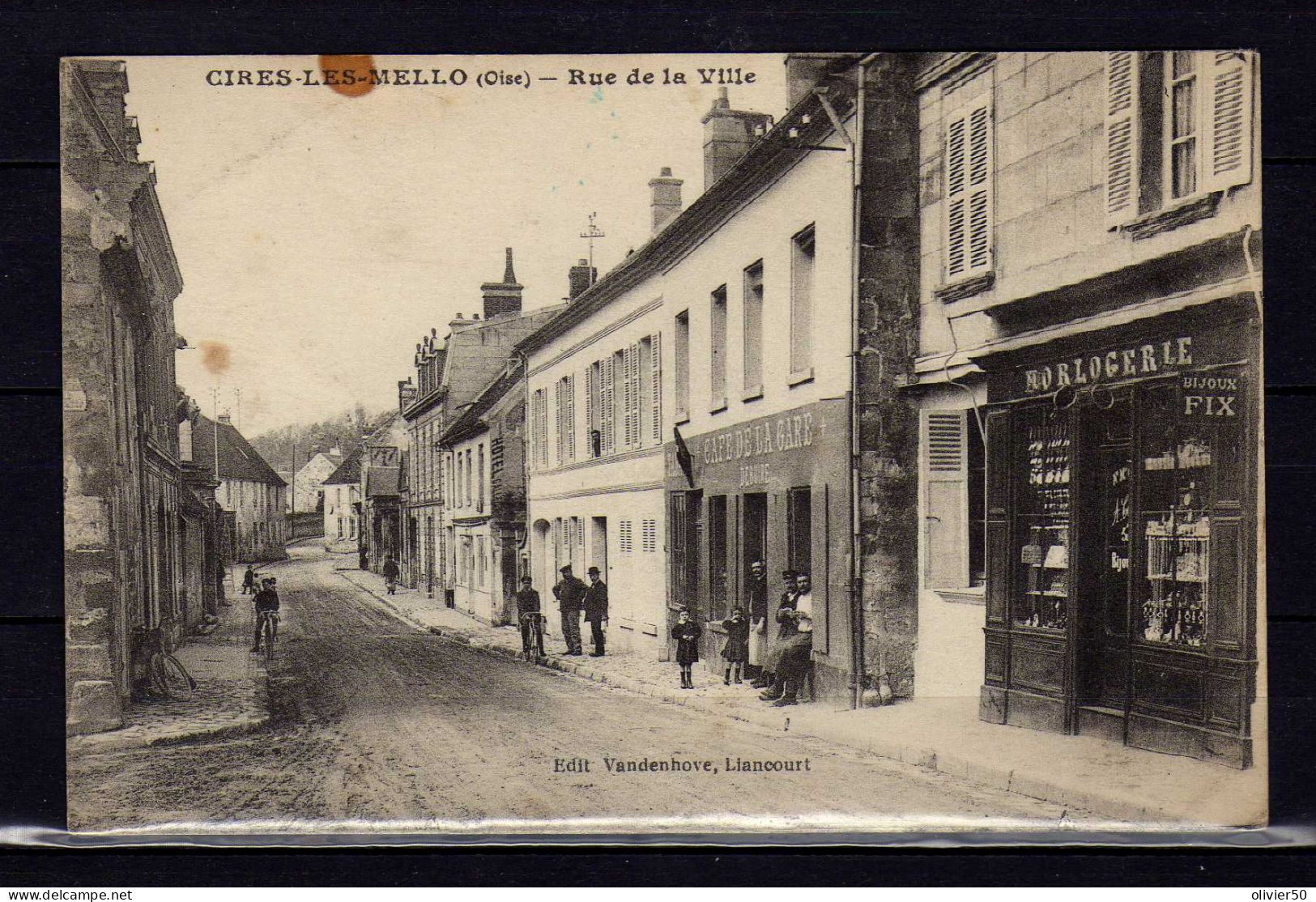 Cires-les-Mello - Oise - Rue De La Ville - Cafe - Horlogerie - - Autres & Non Classés