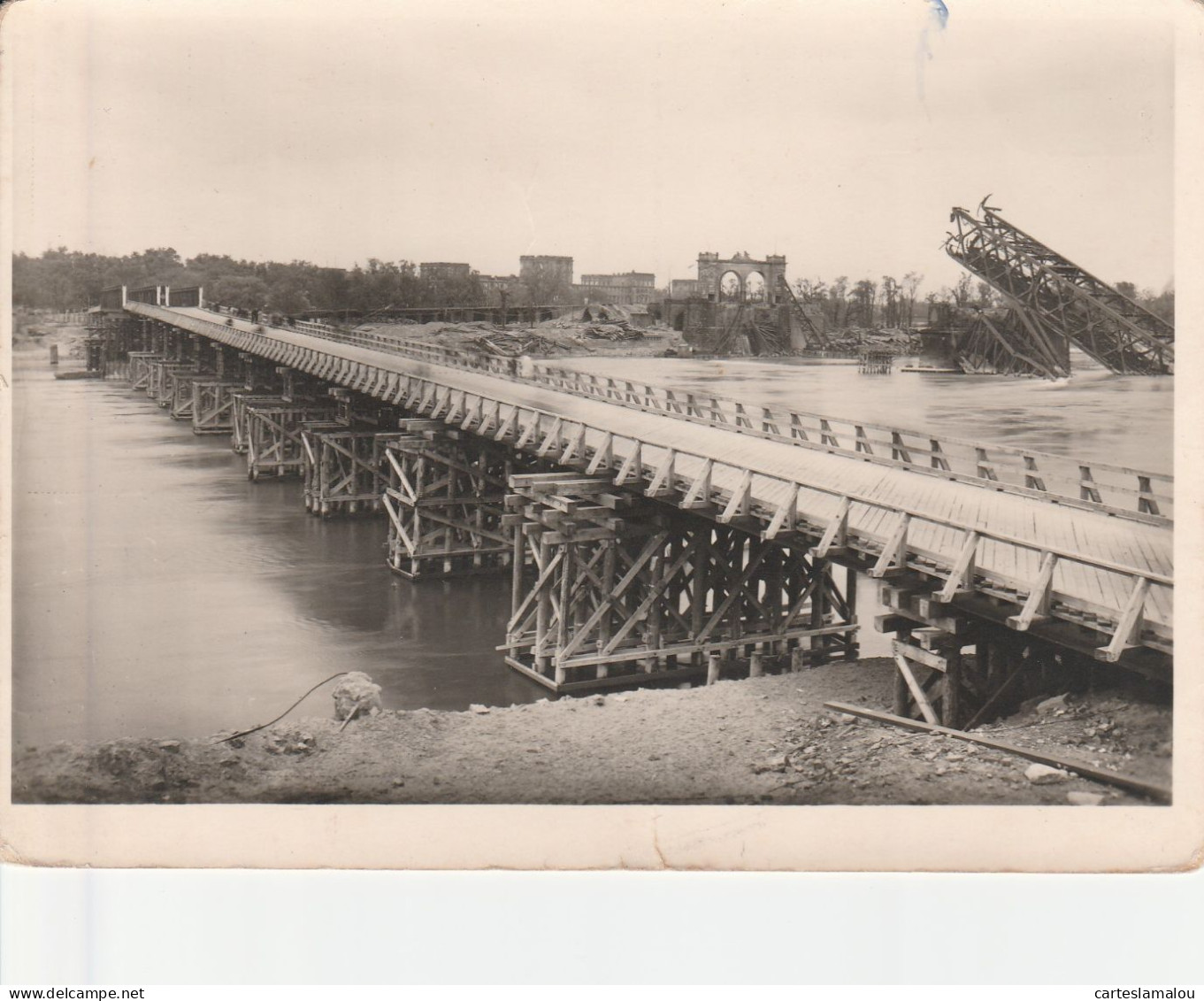 Ludwigshafen Sur Le Rhin Pont Détruit Et Passage En Reconstruction - Ludwigshafen