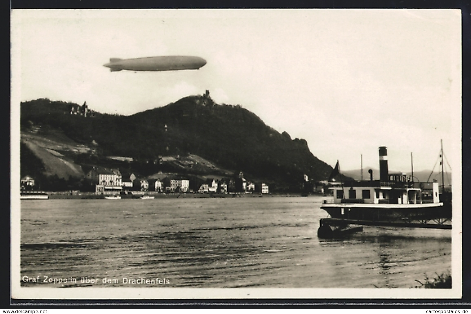 AK Königswinter, Luftschiff Graf Zeppelin über Dem Drachenfels  - Zeppeline