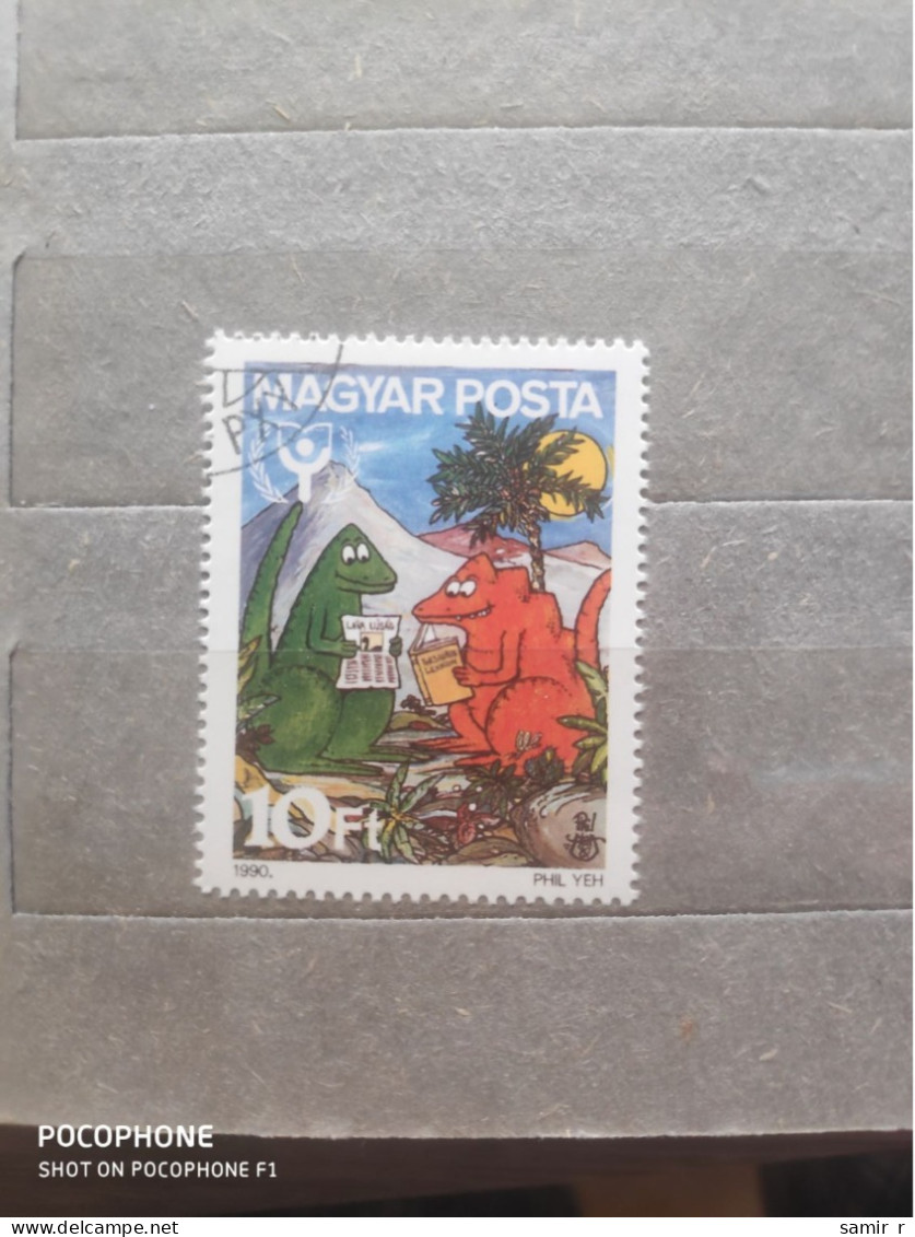1990	Hungary	Dinosaurs (F97) - Usati