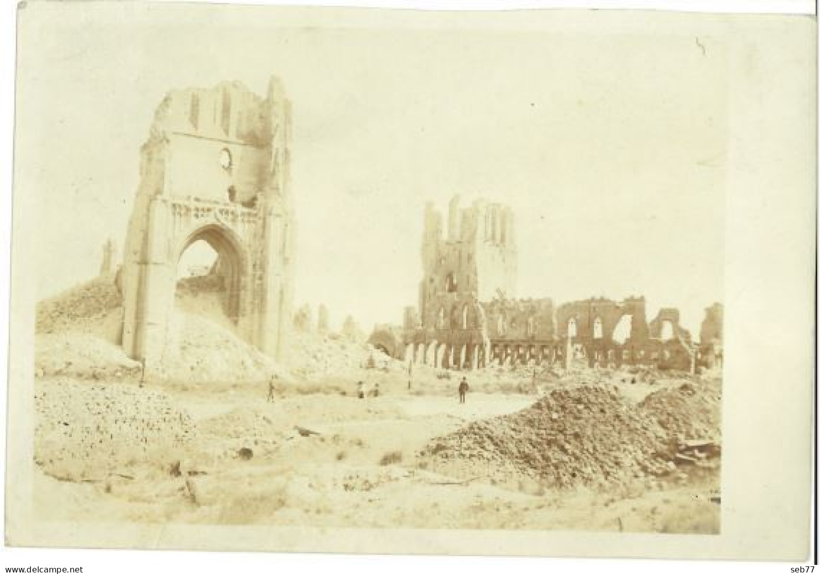 Ruines D'Ypres ? - Guerre, Militaire