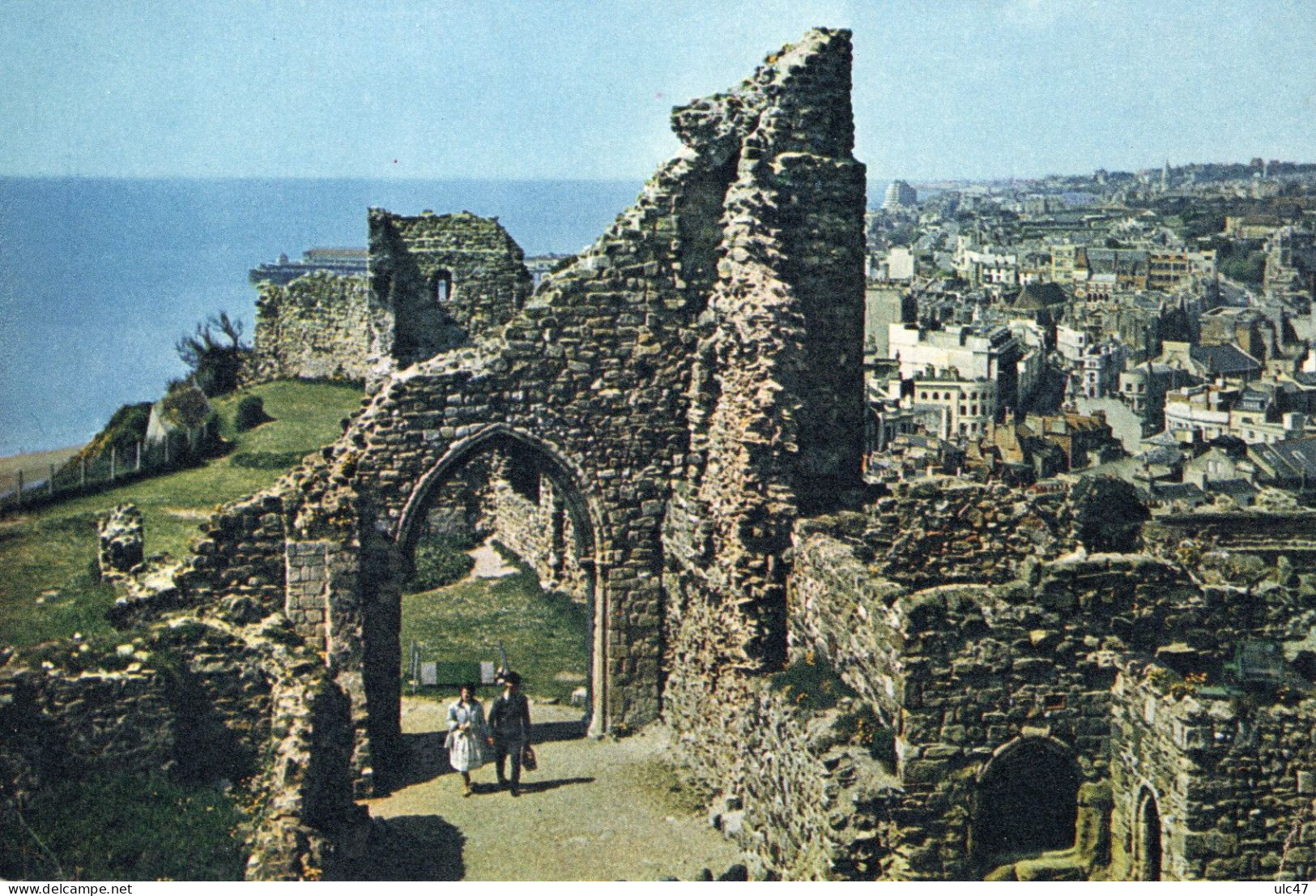 - The Castle, HASTINGS, SUSSEX. - Scan Verso - - Hastings