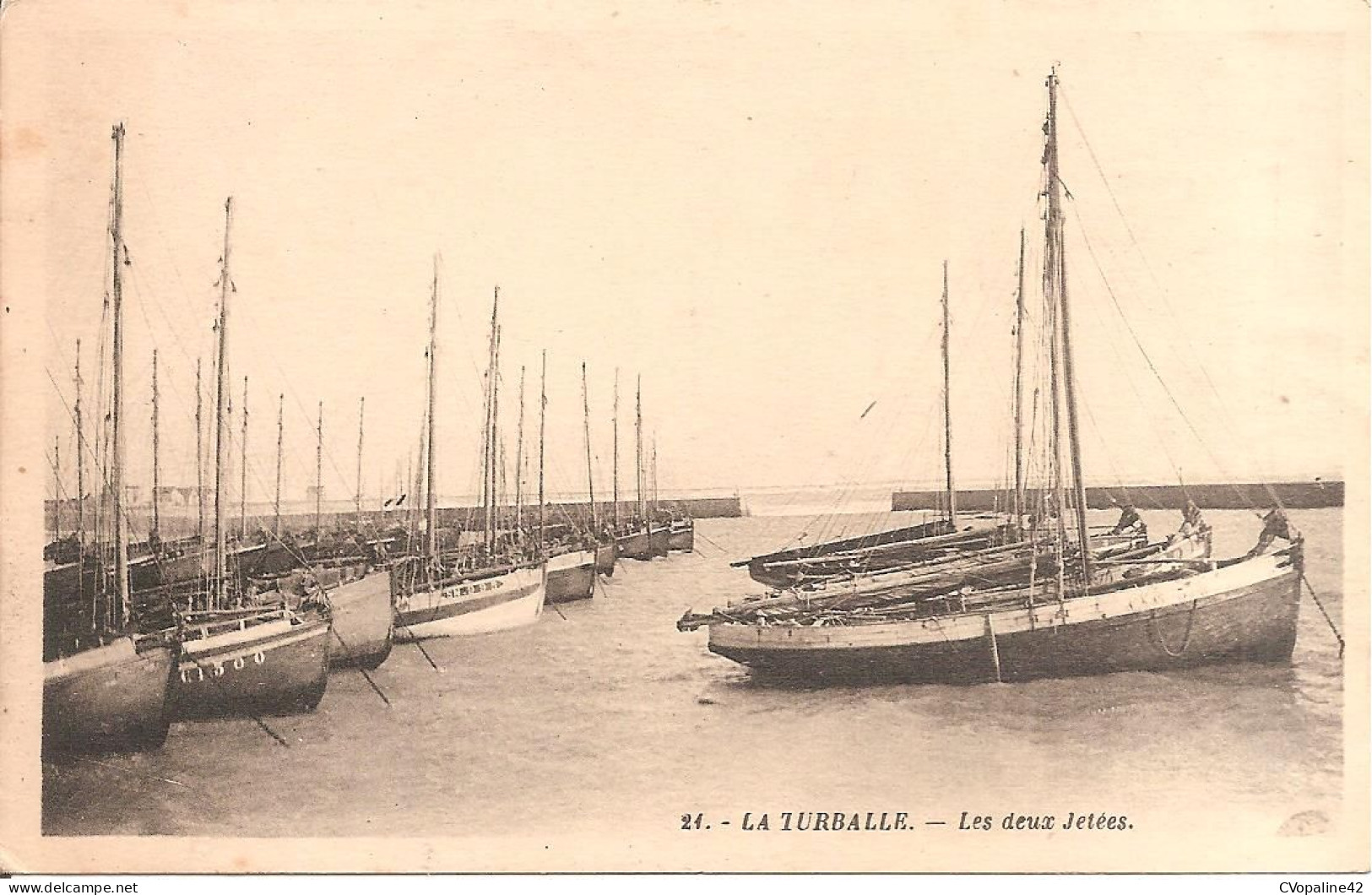 LA TURBALLE (44) Les Deux Jetées - La Turballe