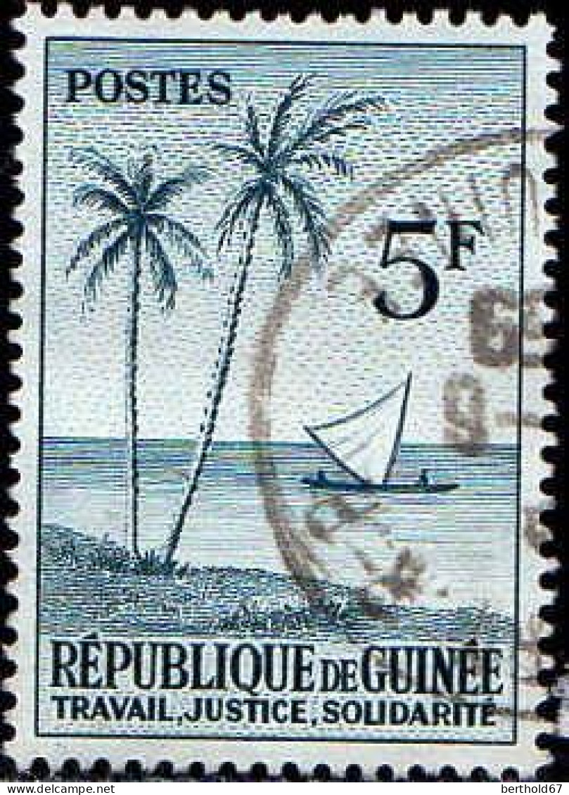 Guinée (Rep) Poste Obl Yv:  11 Mi:11 Travail Justice Solidarité Voilier (Beau Cachet Rond) - Guinee (1958-...)