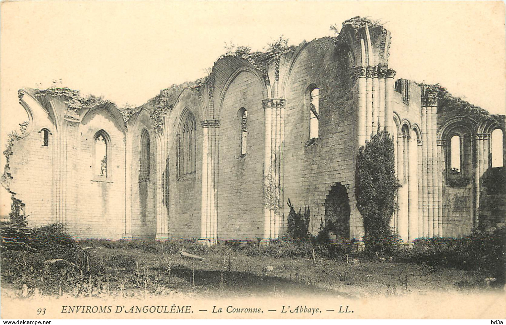 16 - ANGOULEME - LA COURONNE - L'ABBAYE - Angouleme