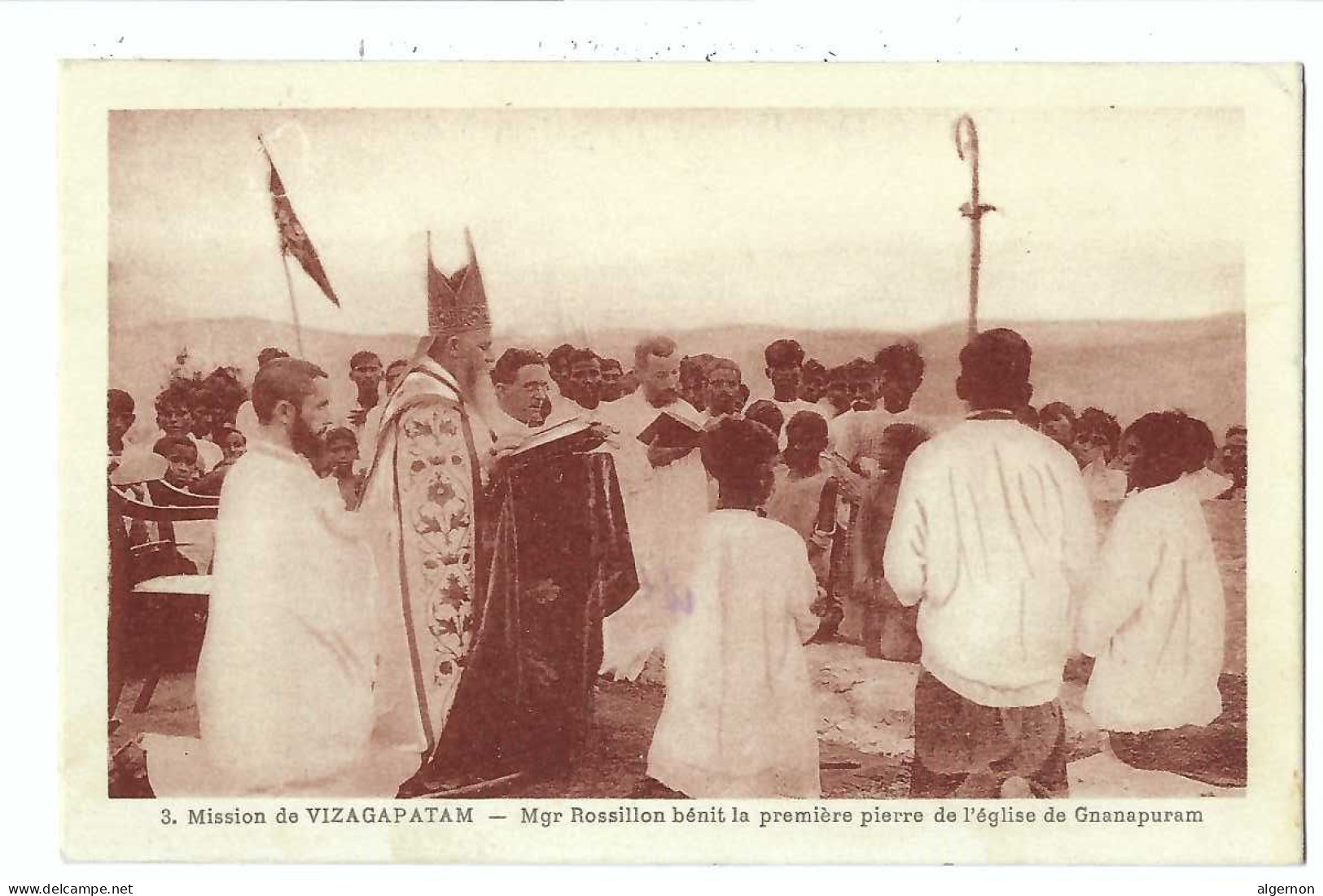 32556 - Mission De Vizagapatam Mgr Rossillon Bénit La Première Pierre De L'église De Gnanapuram - Indien