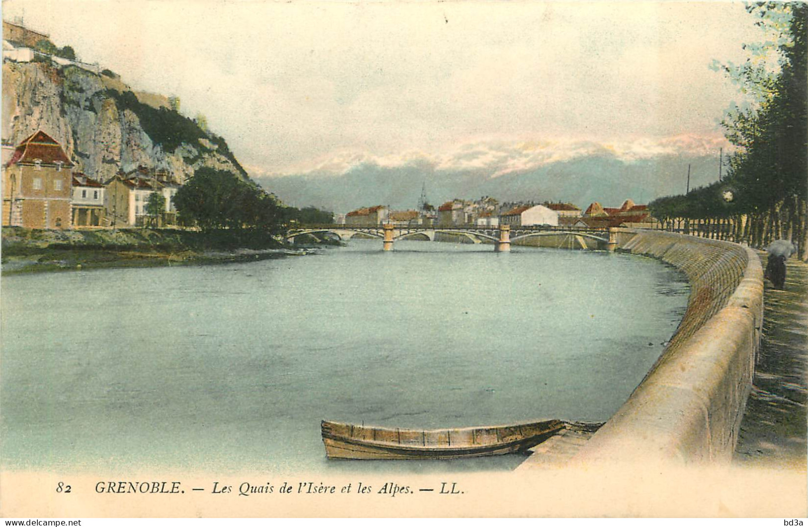 38 - GRENOBLE  - LES QUAIS DE L'ISERE ET LES ALPES - Grenoble