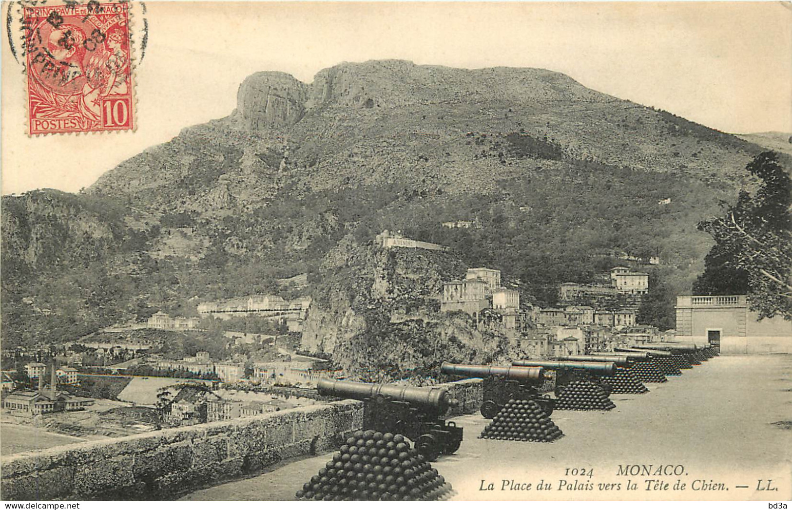 MONACO - LA PLACE DU PALAIS  - Palais Princier