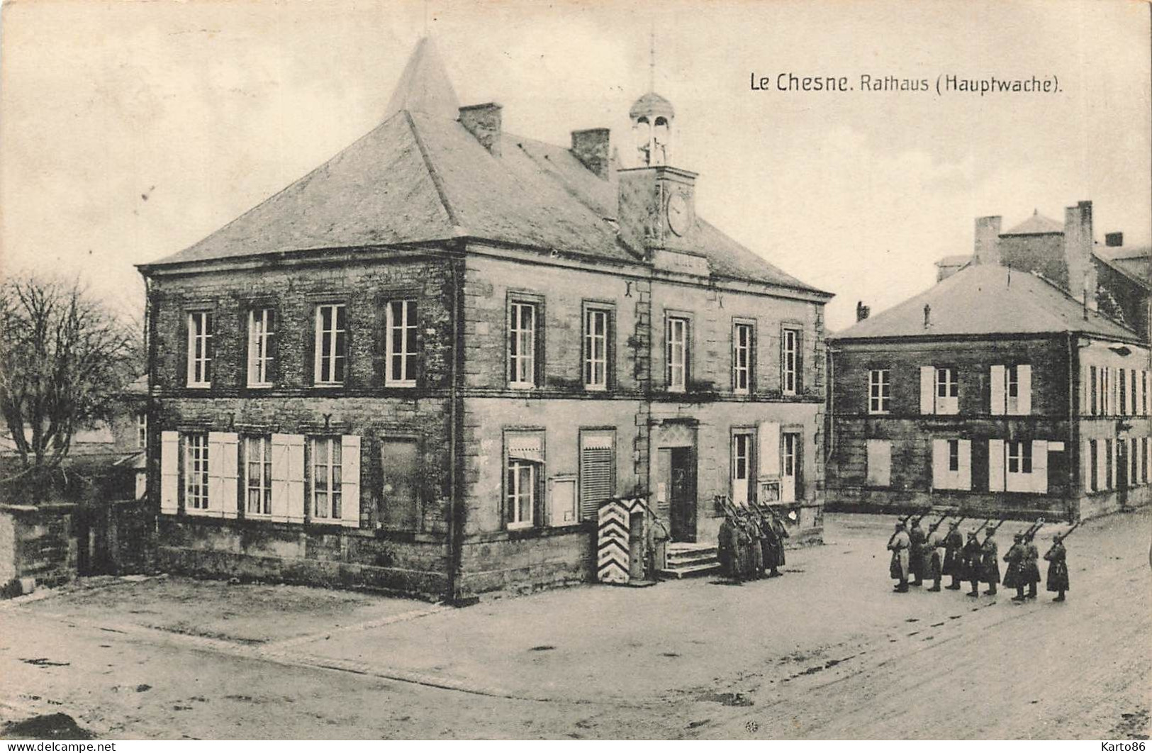 Le Chesne * Rathaus ( Hauptwache ) * Place Village - Le Chesne