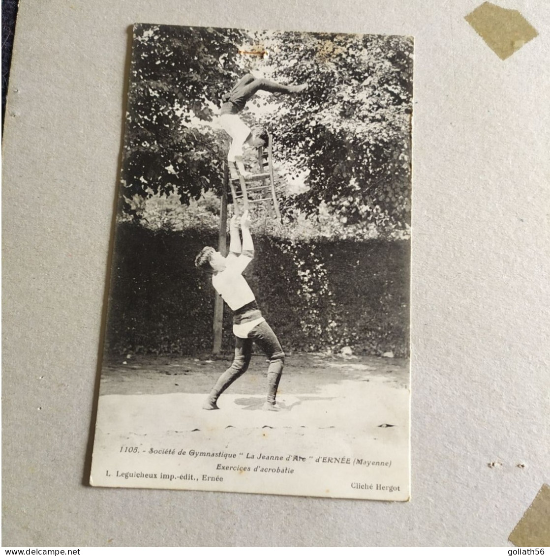 CPA De Ernée - Société De Gymnastique "La Jeanne D'Arc" D'Ernée (Mayenne), Exercices D'Acrobatie N°1105, Carte Animée - Ernee