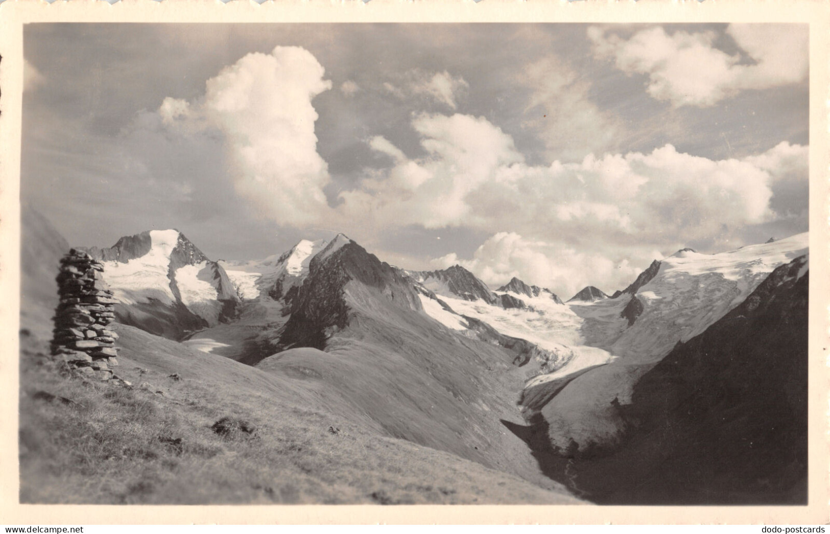 R332541 Blick V. D. Hohen Mut A. D. Gaisberg. Rotmoos. Gletscher Otztaler Alpen. - World