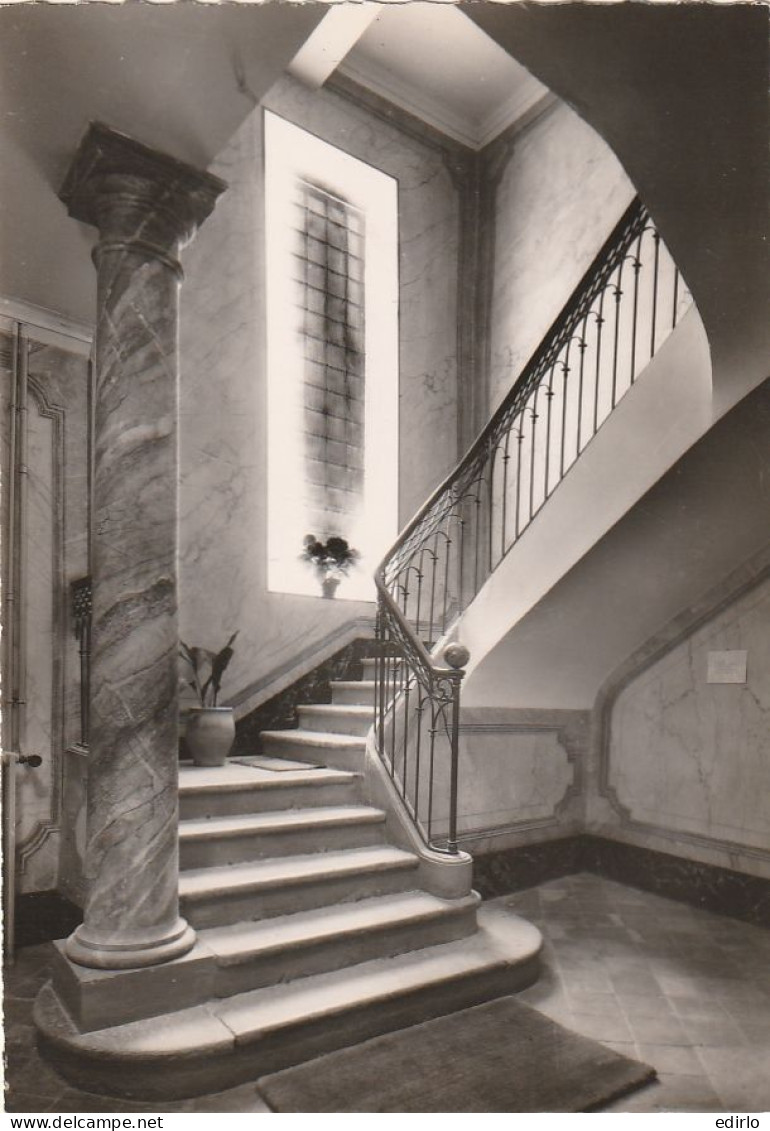 *** 30  ***    SAINT HIPPOLYTE DU FORT  Maison De Repos Et De Vacances Neuve TTB L'escalier - Andere & Zonder Classificatie