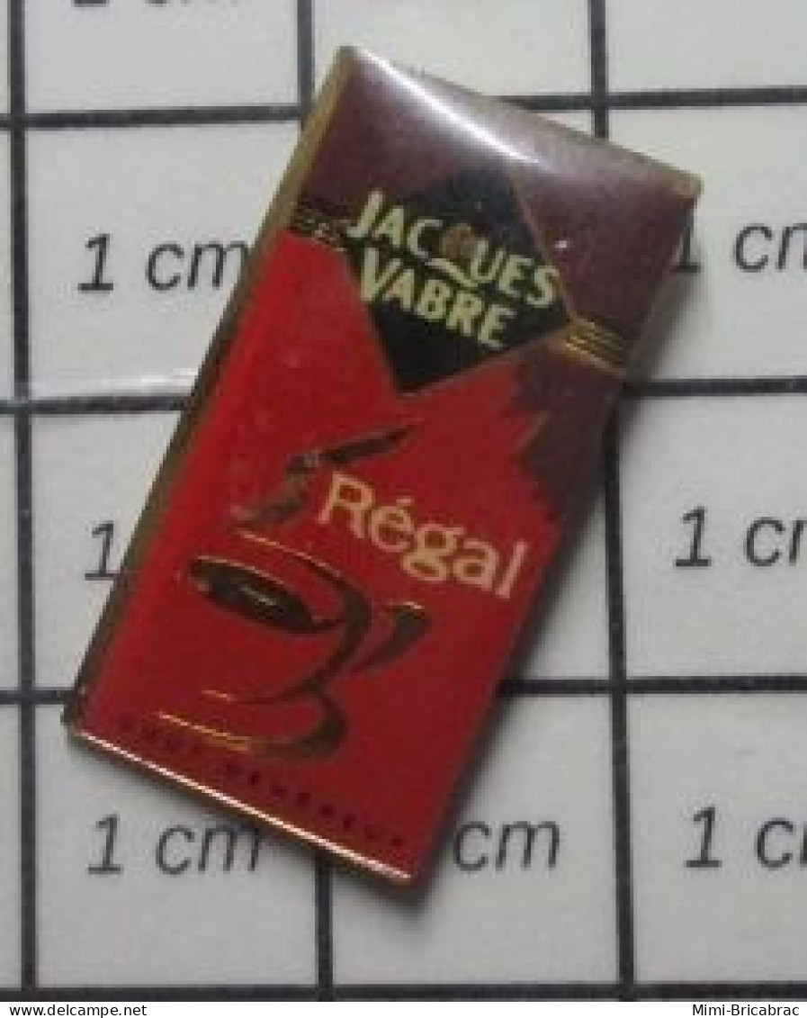 313c Pins Pin's / Rare & Belle Qualité THEME BOISSONS / CAFE REGAL DE JACQUES VABRE - Beverages