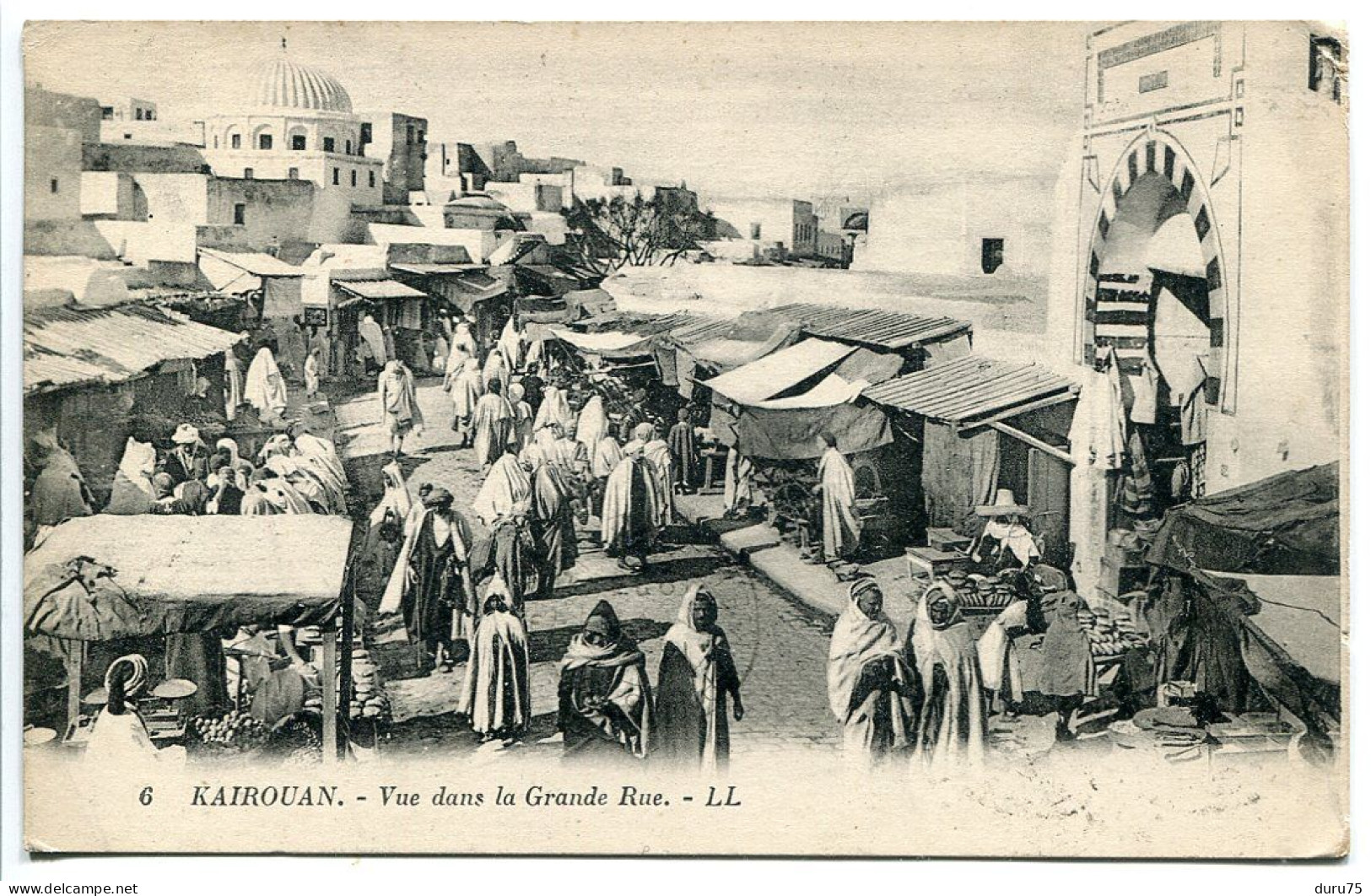 TUNISIE Voyagé 1924 * KAIROUAN Vue Dans La Grande Rue ( Très Animée ) LL Editeur - Tunisie