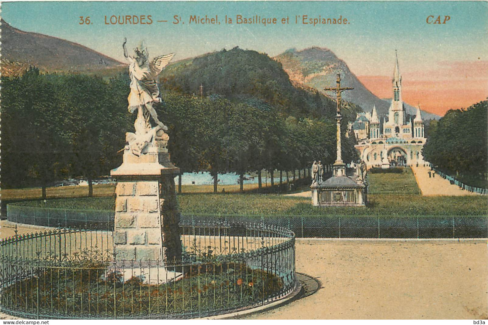 65 - LOURDES St Michel La Basilique - Lourdes
