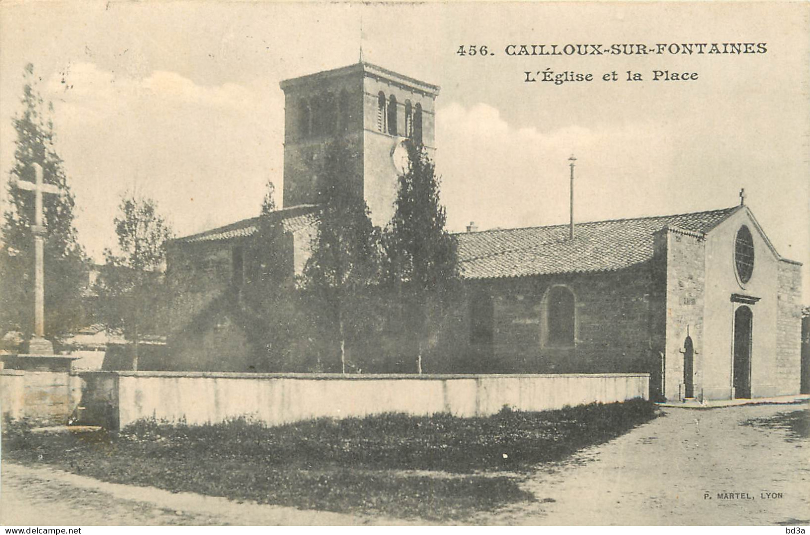 69 - CAILLOUX SUR FONTAINES - L'EGLISE ET LA PLACE - Sonstige & Ohne Zuordnung