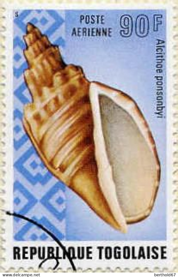 Togo (Rep) Avion Obl Yv:237/238 Coquillages (Beau Cachet Rond) - Togo (1960-...)