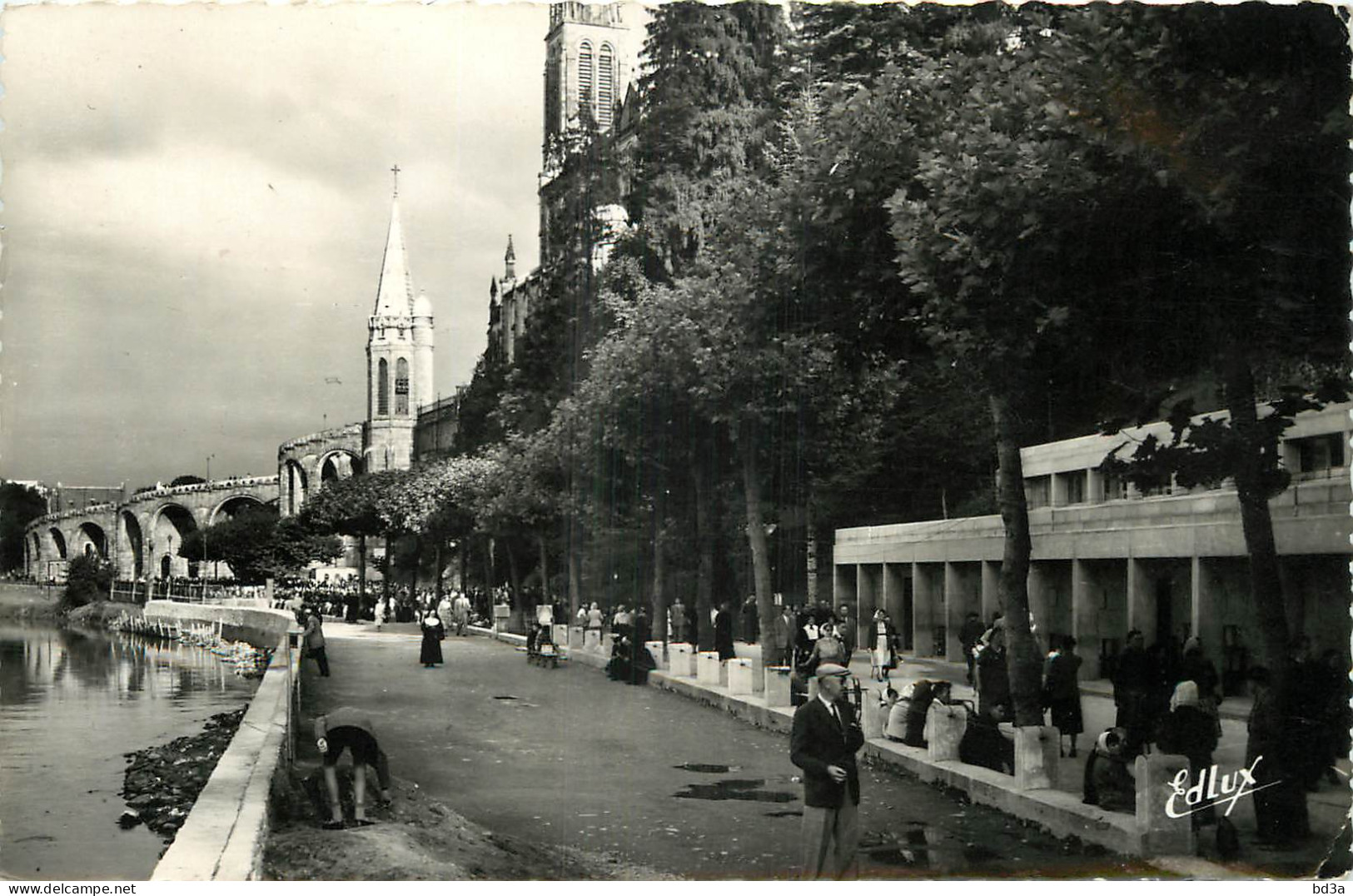 65 - LOURDES - Lourdes