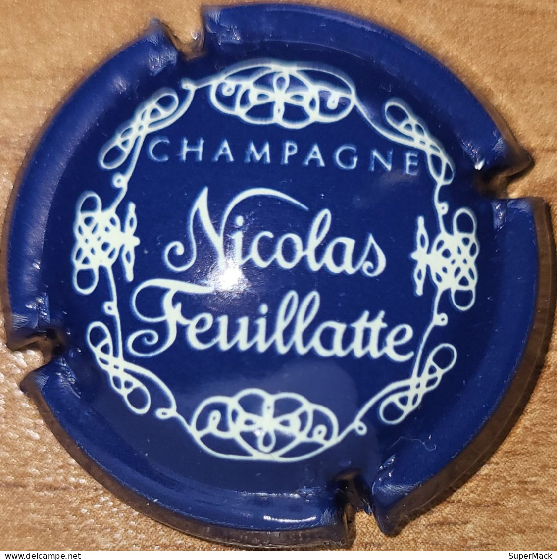 Capsule Champagne Nicolas FEUILLATTE Série 02 - CHAMPAGNE En Majuscule, Bleu & Blanc Nr 11a - Feuillate