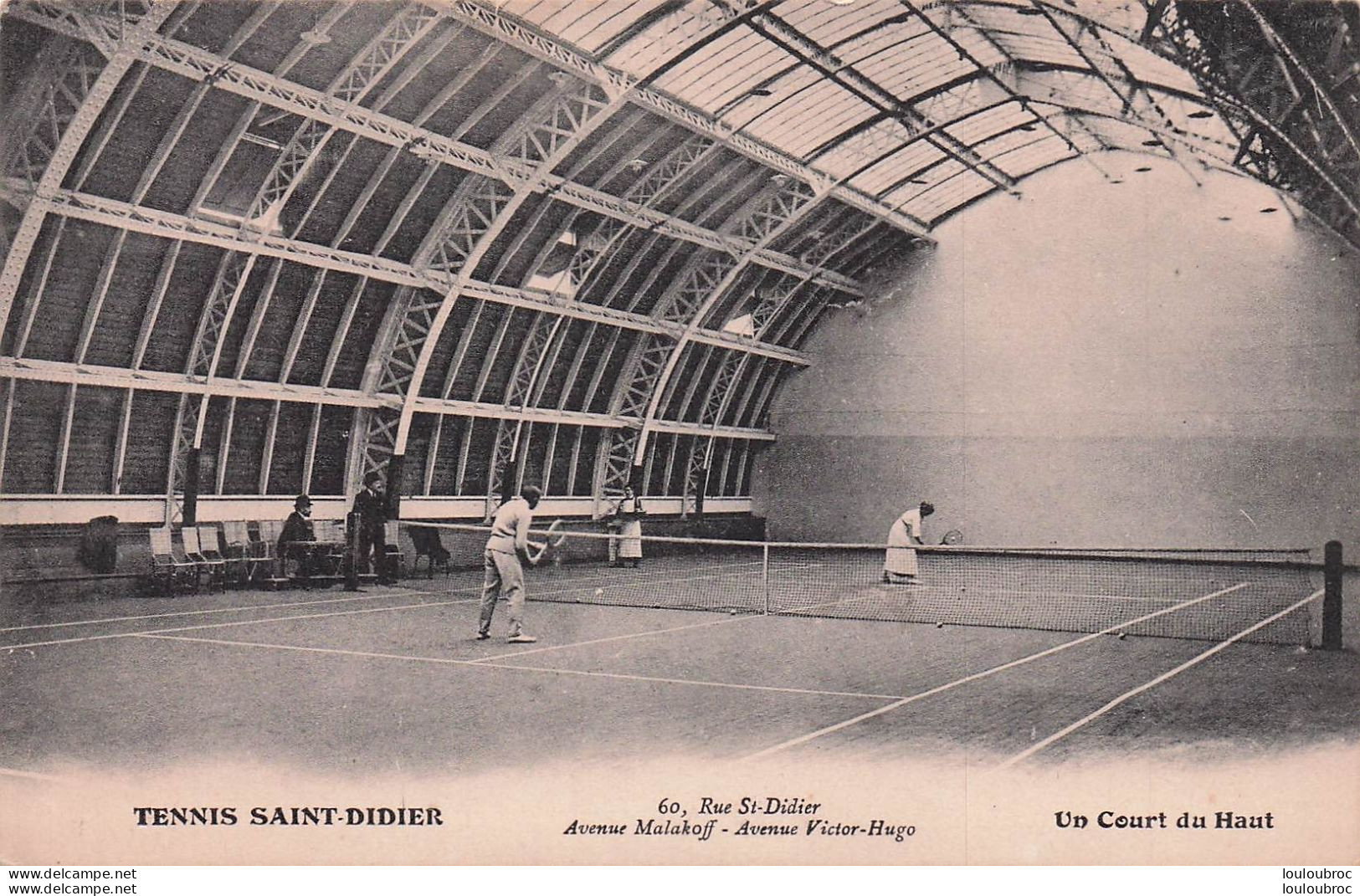 PARIS XVIe TENNIS SAINT DIDIER UN COURT DU HAUT - Arrondissement: 16